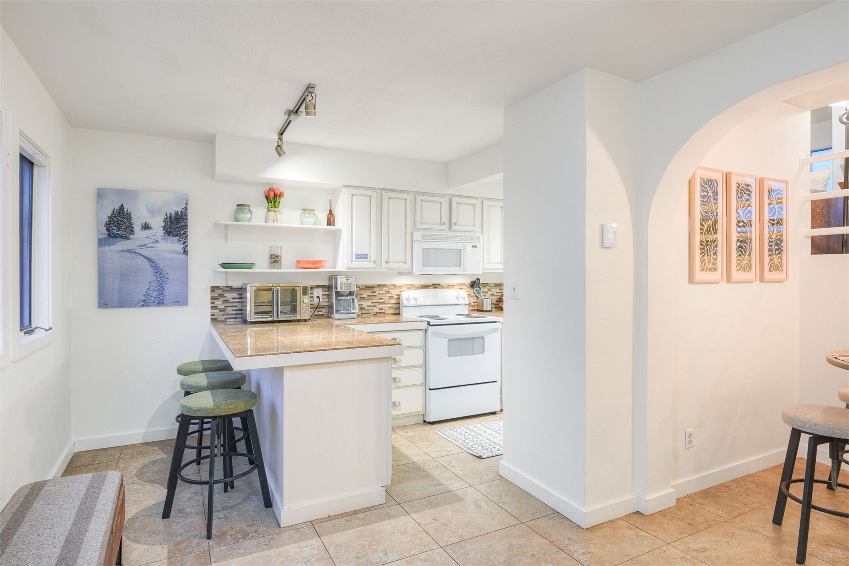 111 Corinthian Circle I Property Photo 15
