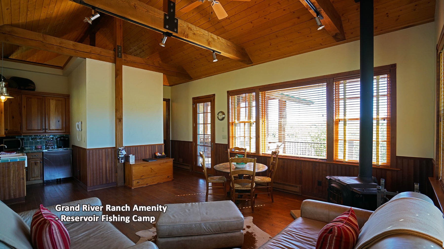 1300 County Road 1450 Property Photo 49