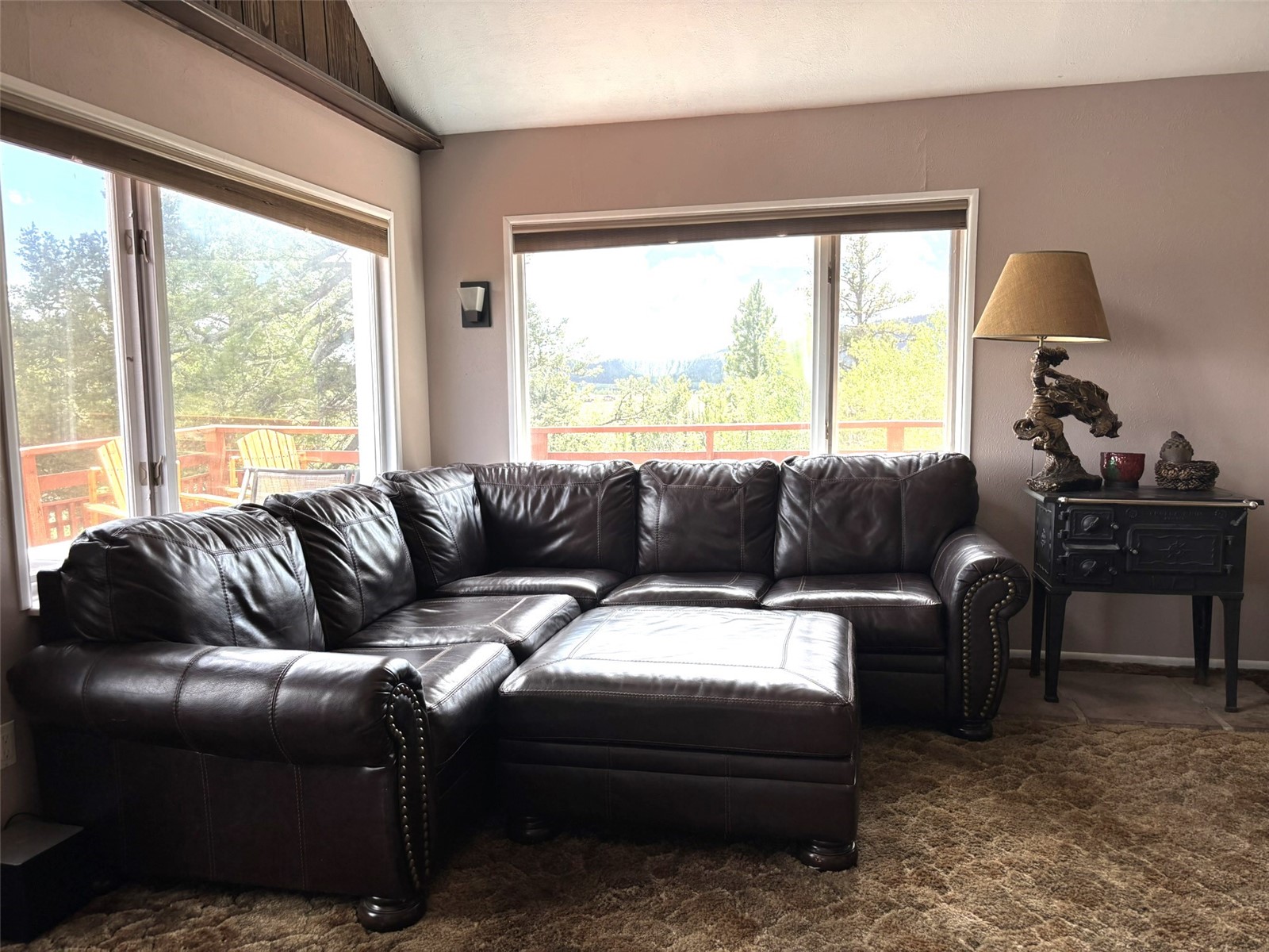 2138 Overland Circle Property Photo 4