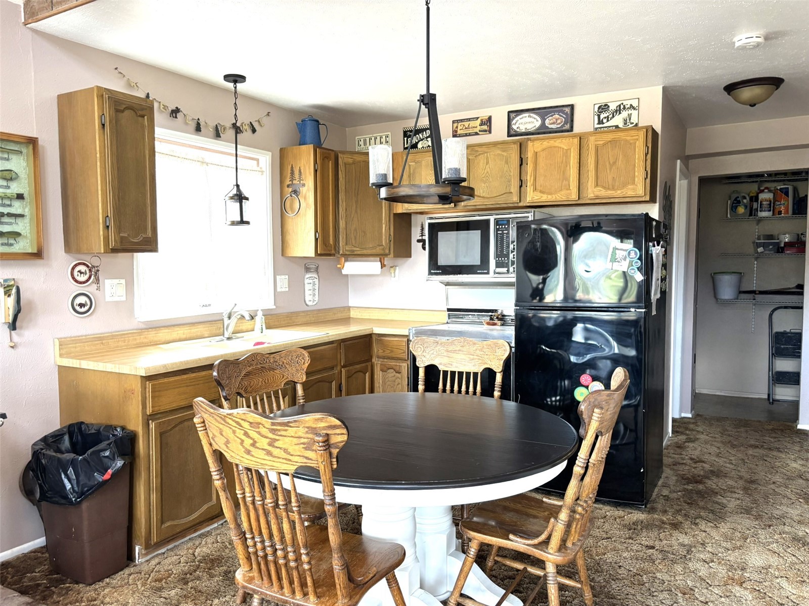 2138 Overland Circle Property Photo 5