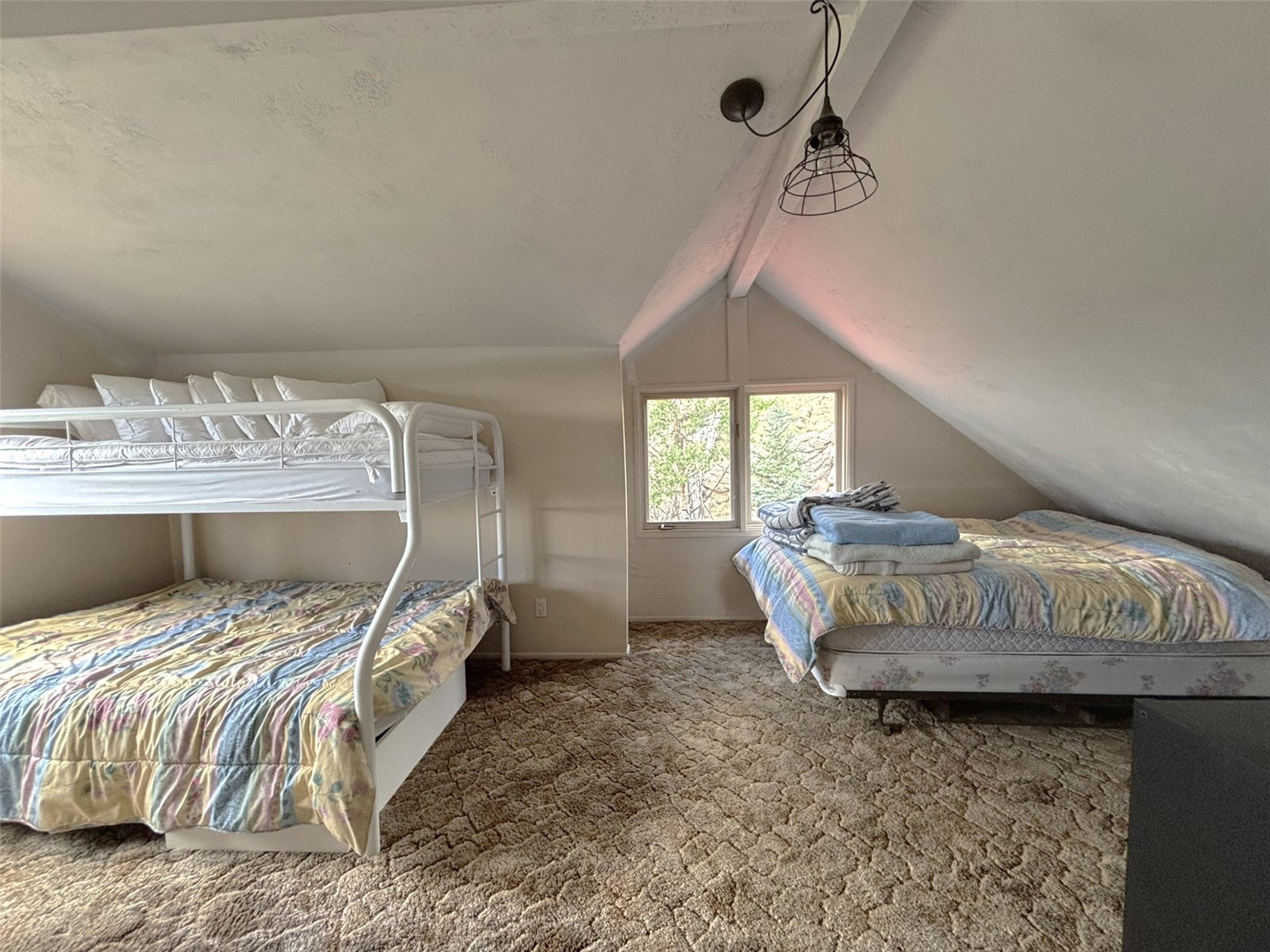 2138 Overland Circle Property Photo 24
