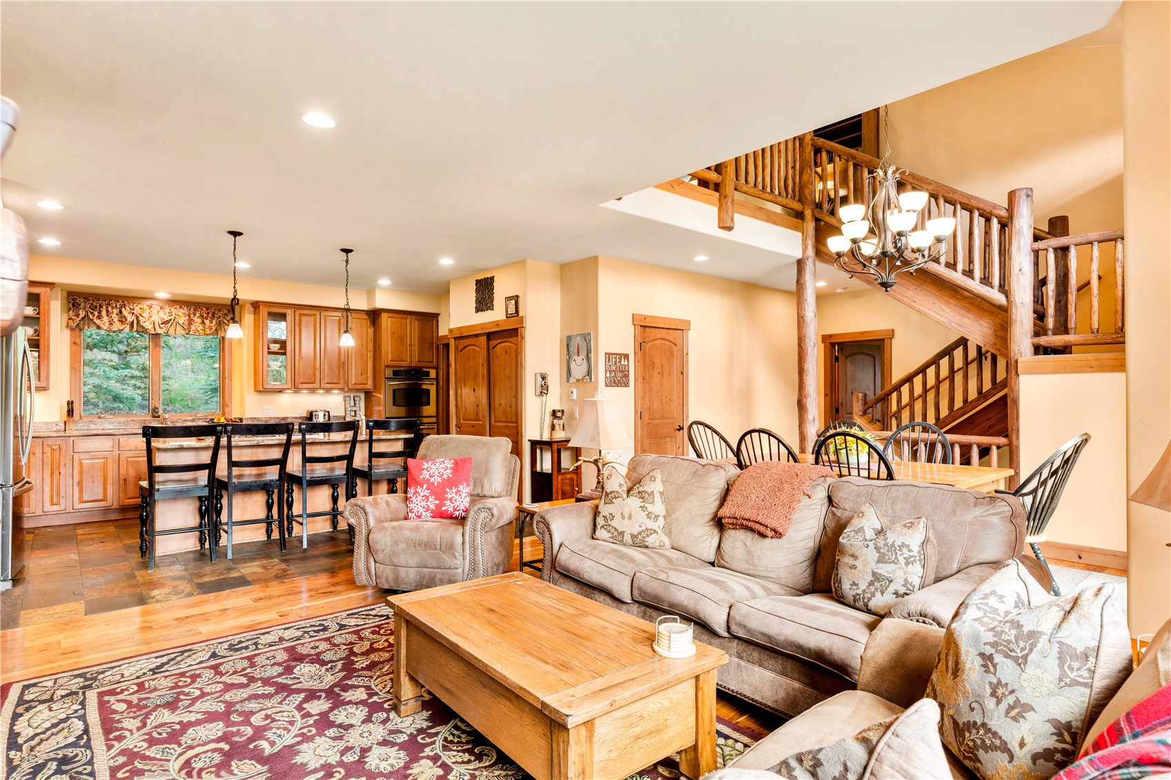 91 Snowshoe Circle Property Photo 6