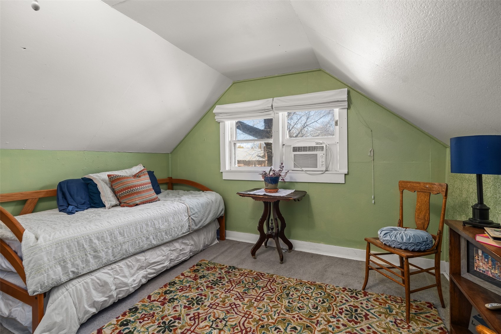 129 S Poplar Street Property Photo 17