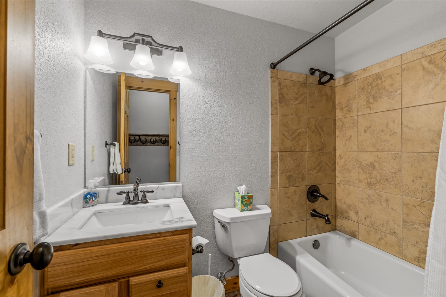 2955 Columbine Drive 212 Property Photo 18