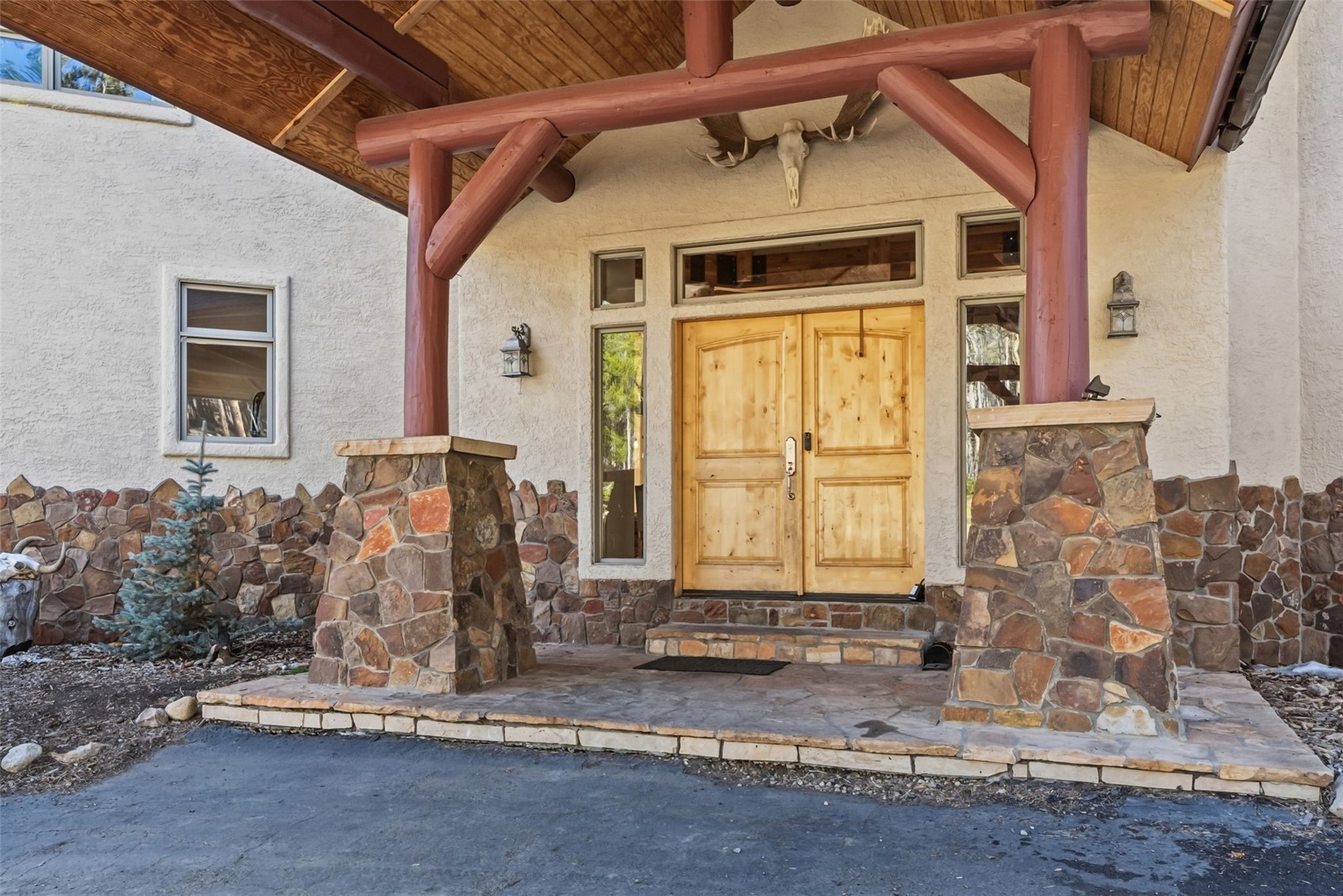 300 Buckeye Creek Road Property Photo 3