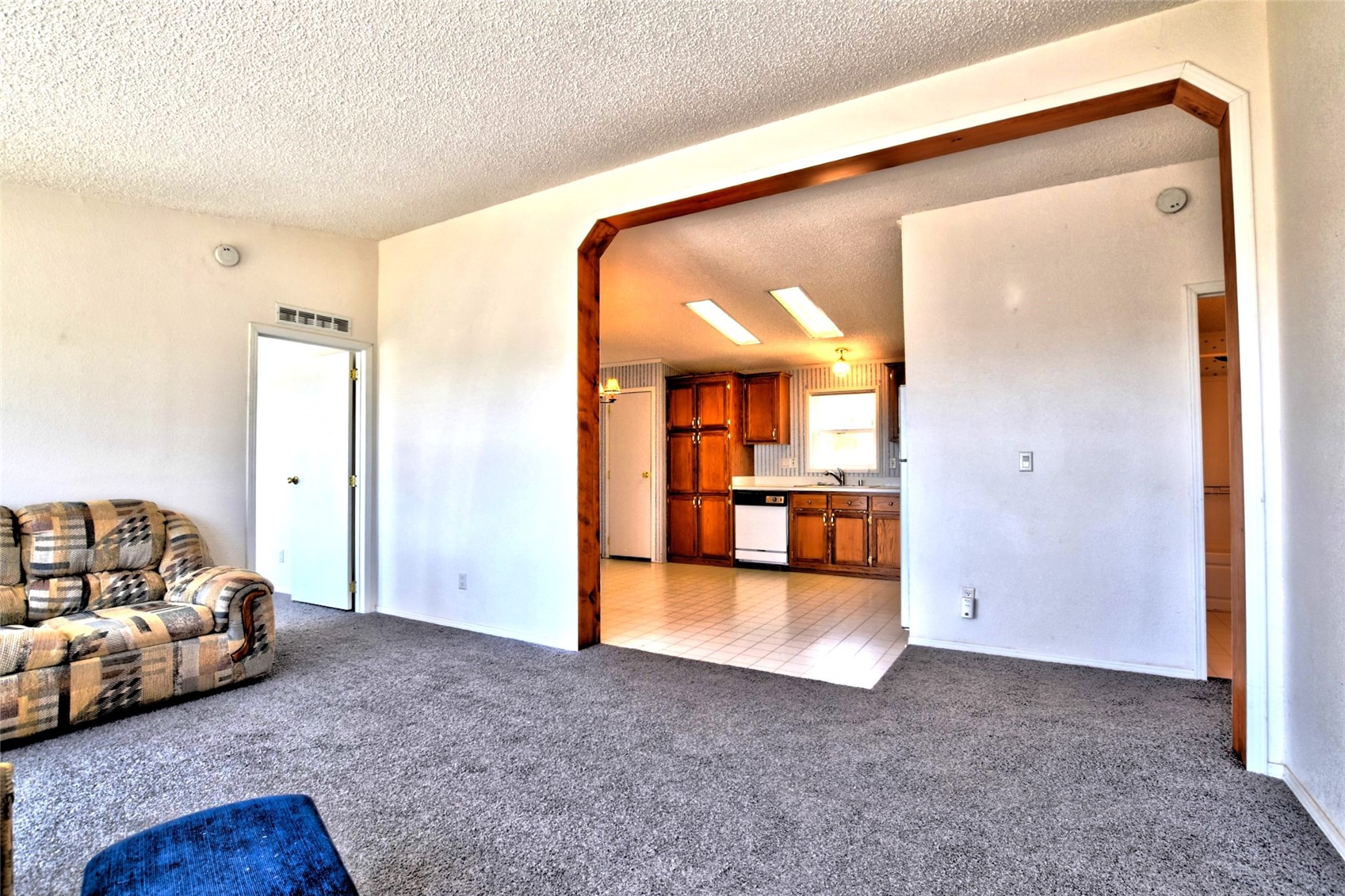 605 Lamb Mountain Road Property Photo 9