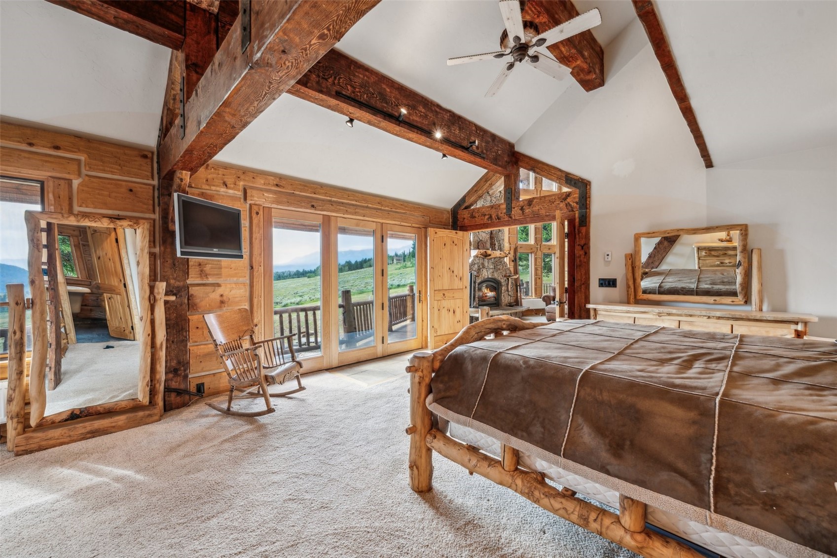 733 Spring Creek Ranch Road Property Photo 15