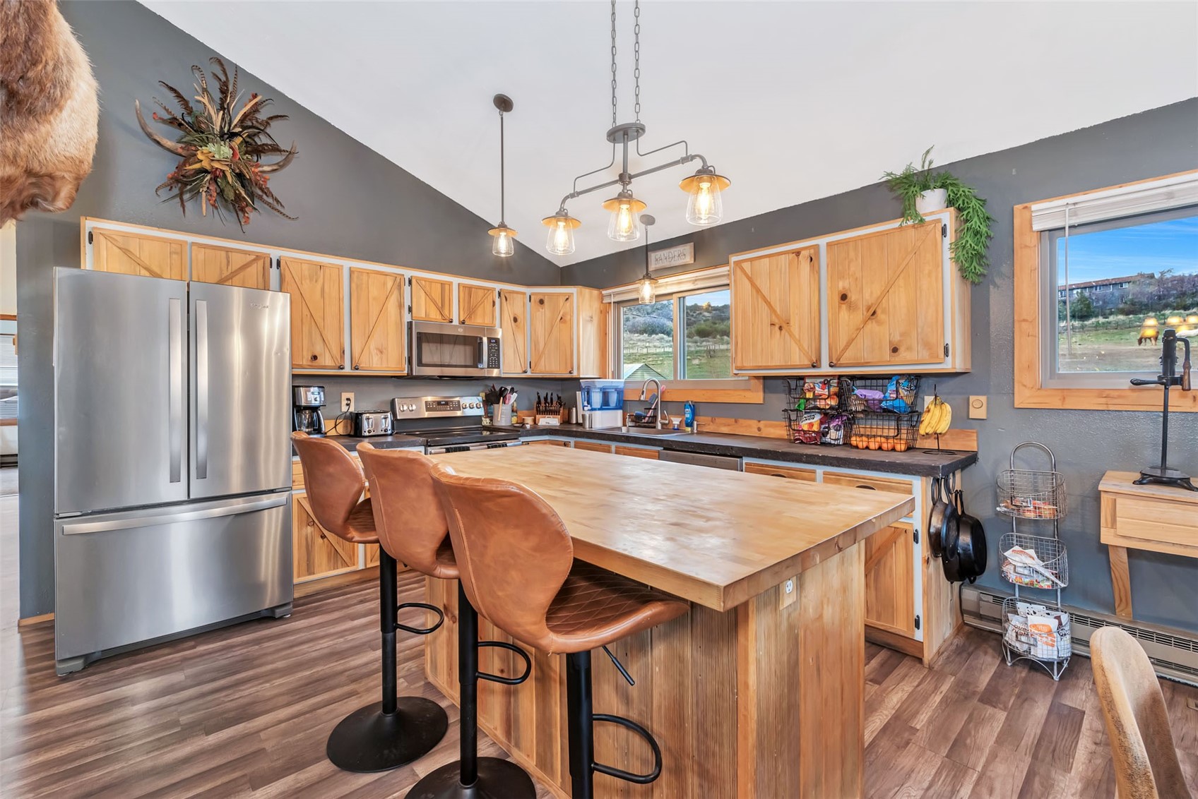224 Meadow Lane Property Photo 3