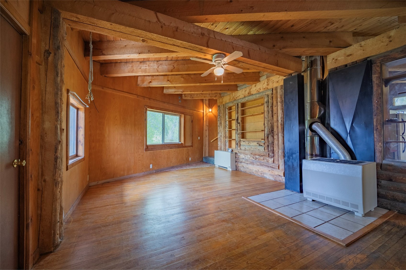 241 Moffat Avenue Property Photo 10