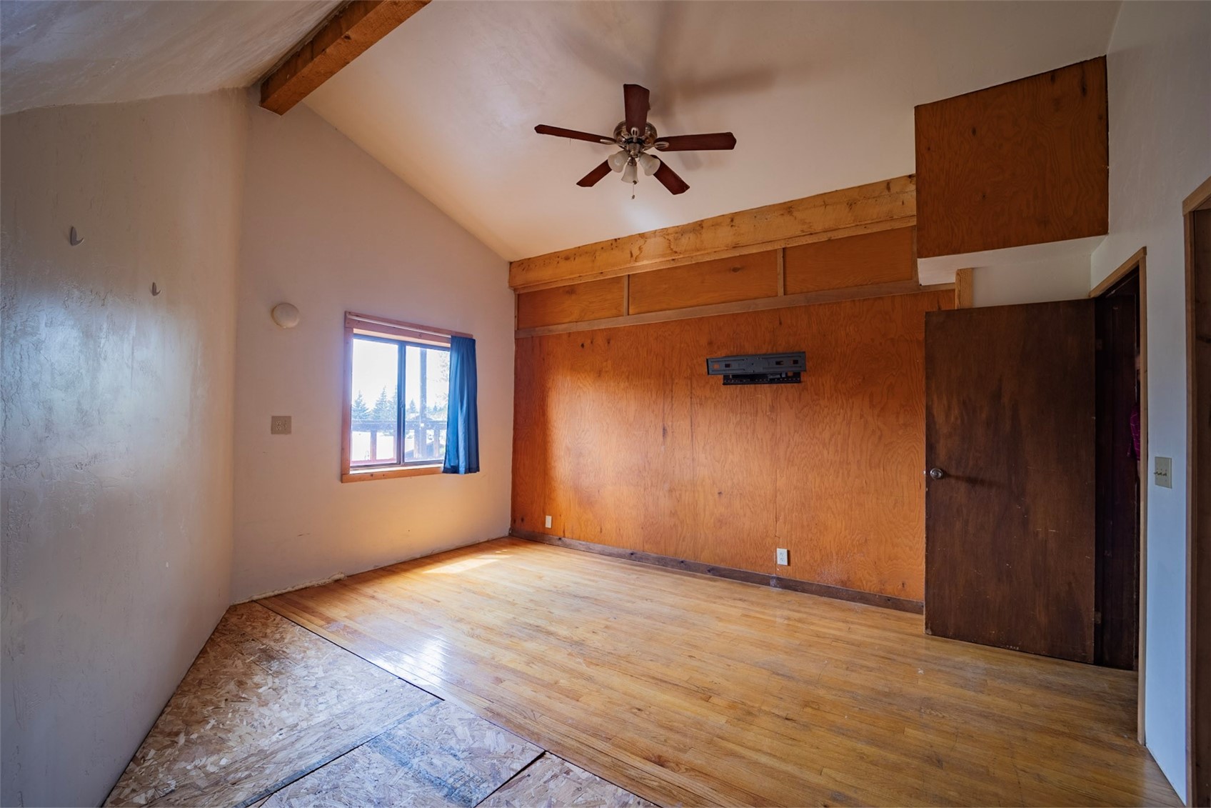 241 Moffat Avenue Property Photo 22