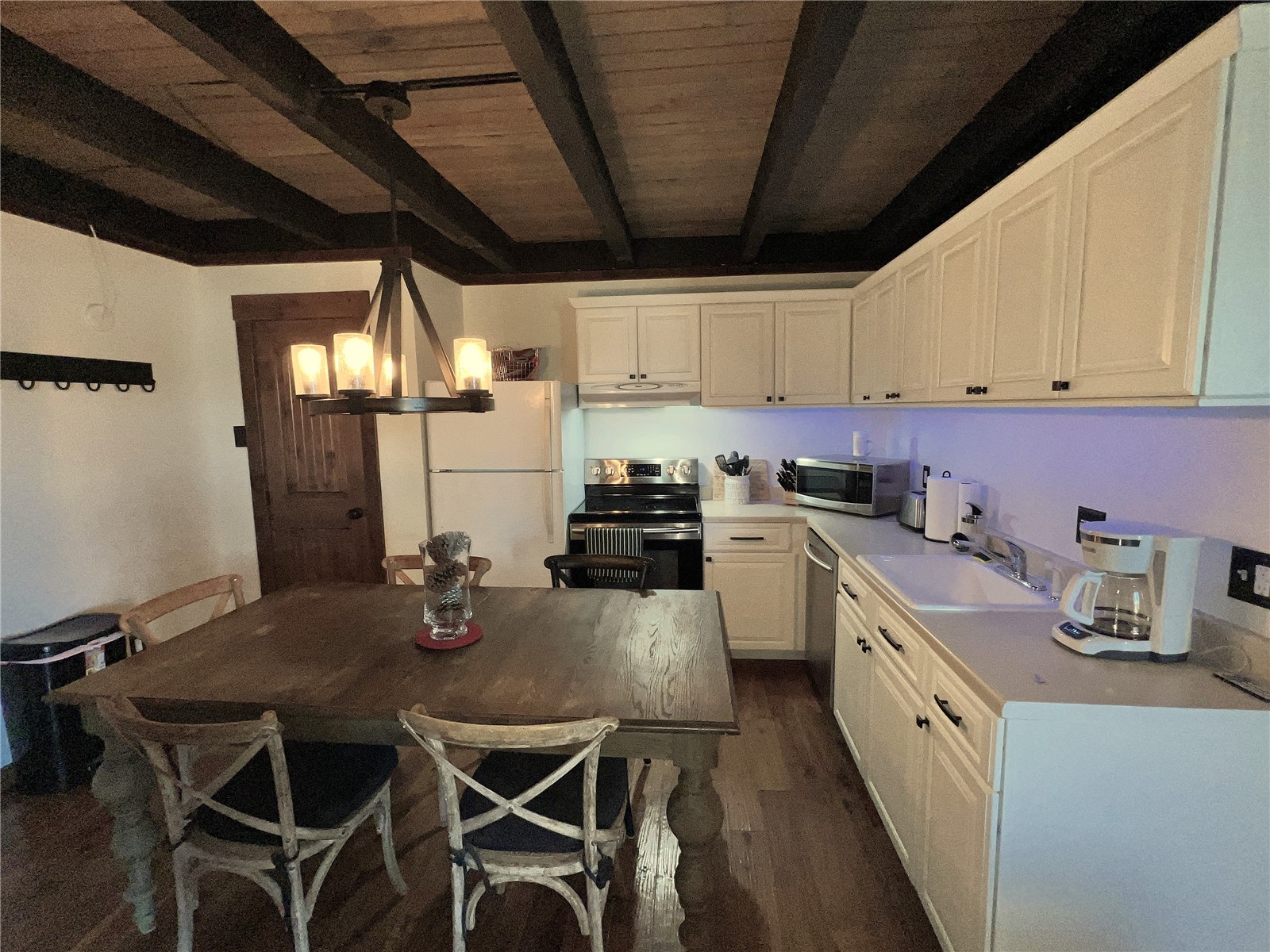 2100 Lodgepole Circle 202 Property Photo 17