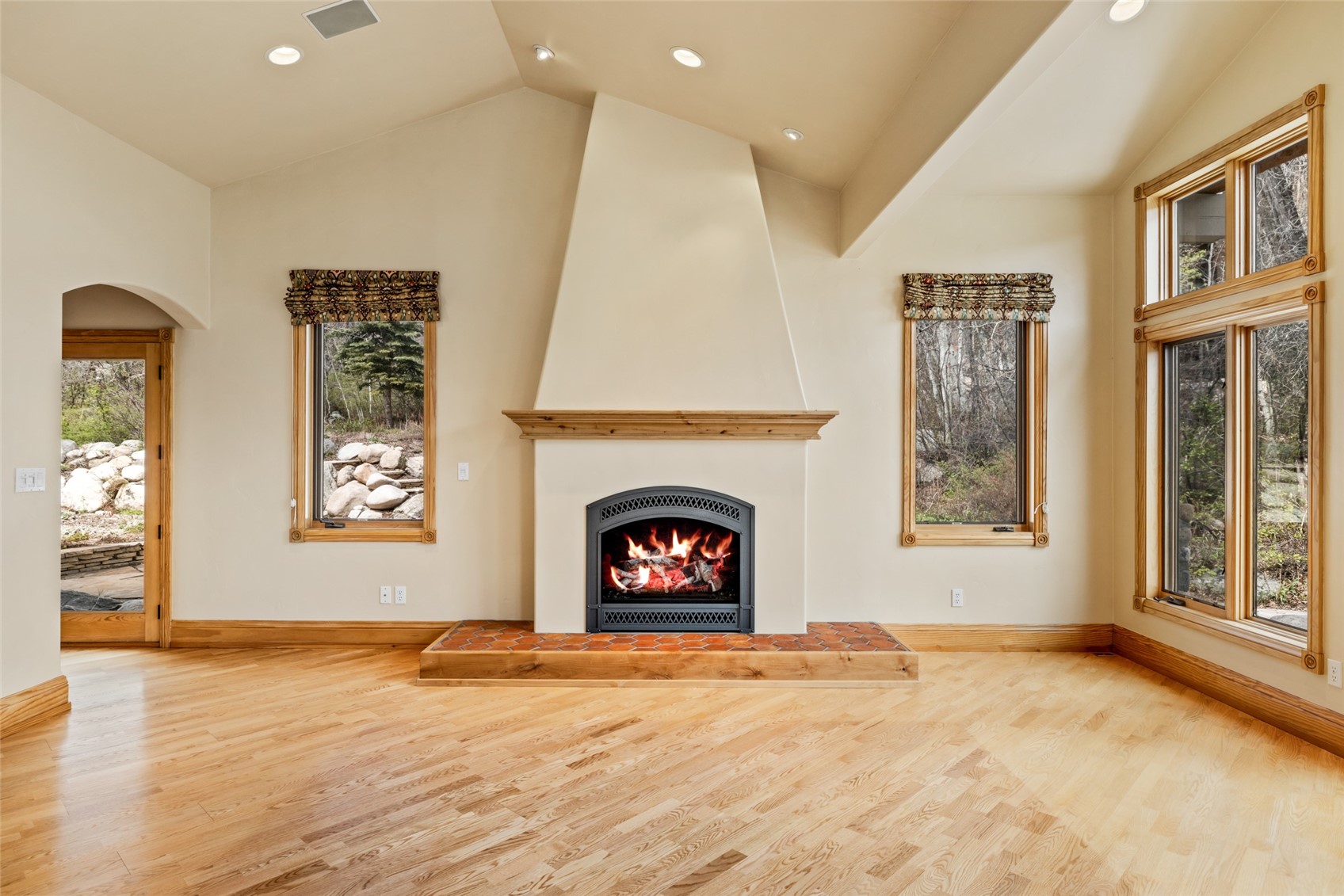 560 Steamboat Boulevard Property Photo 7