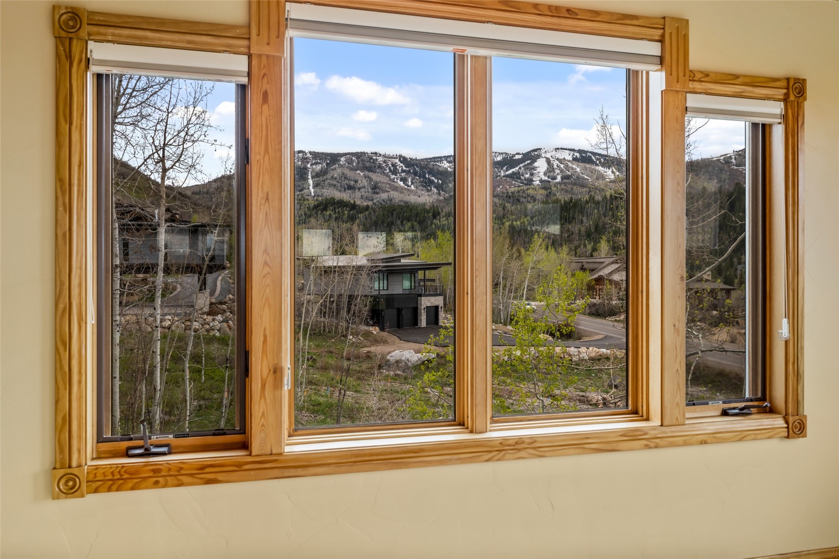 560 Steamboat Boulevard Property Photo 25