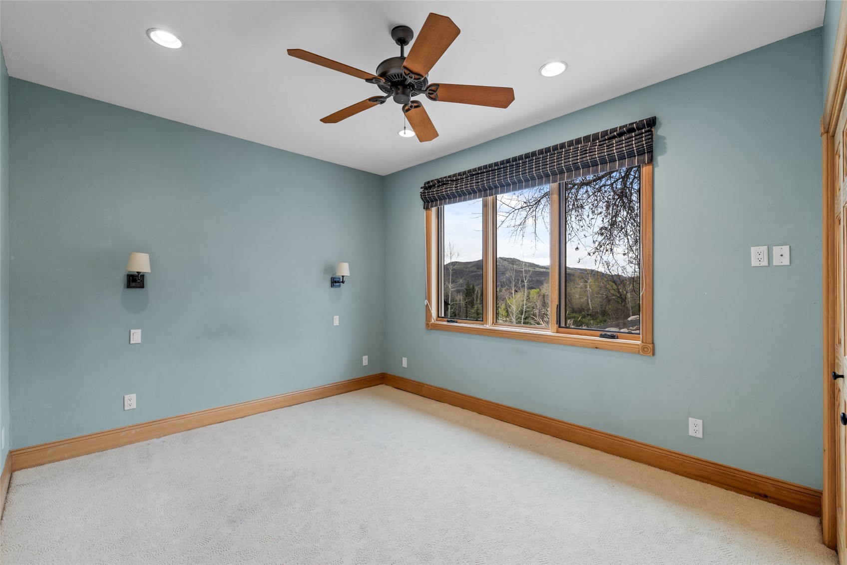 560 Steamboat Boulevard Property Photo 36