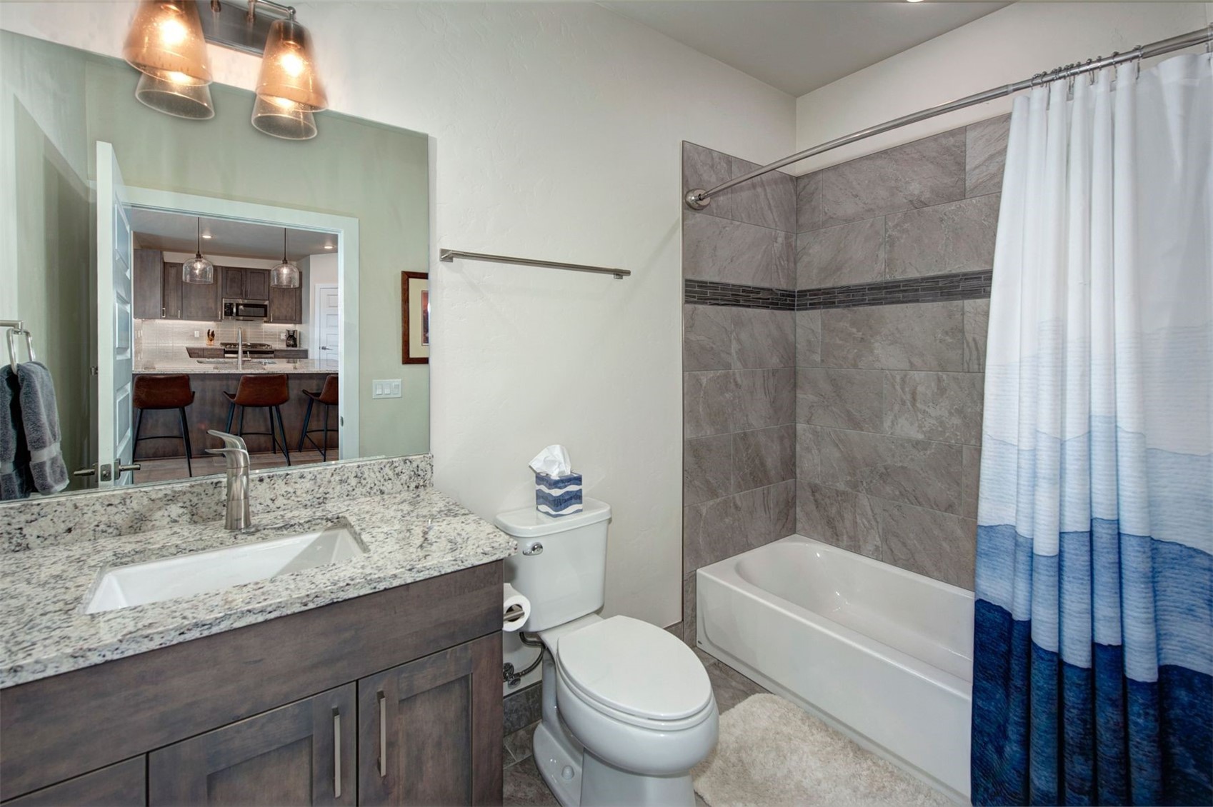 235 E La Bonte Street 207 Property Photo 28