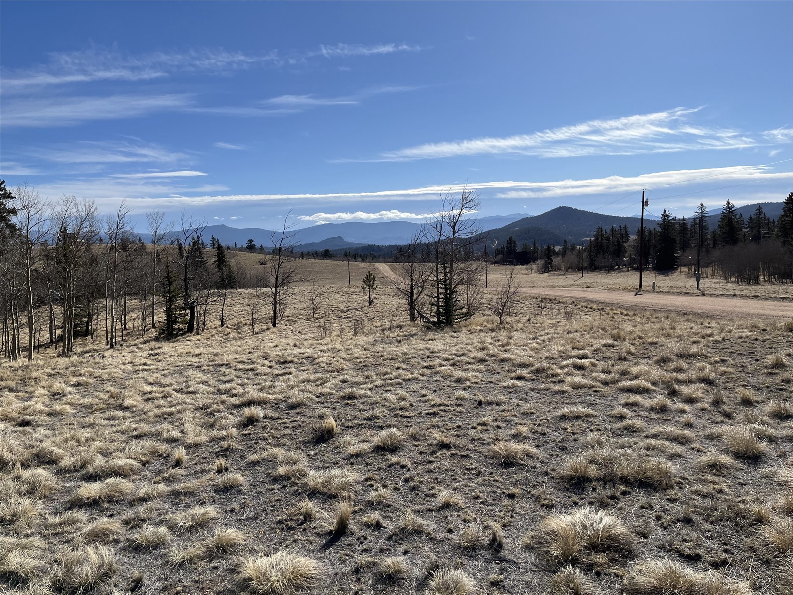 325 Shoshone Drive Property Photo 10