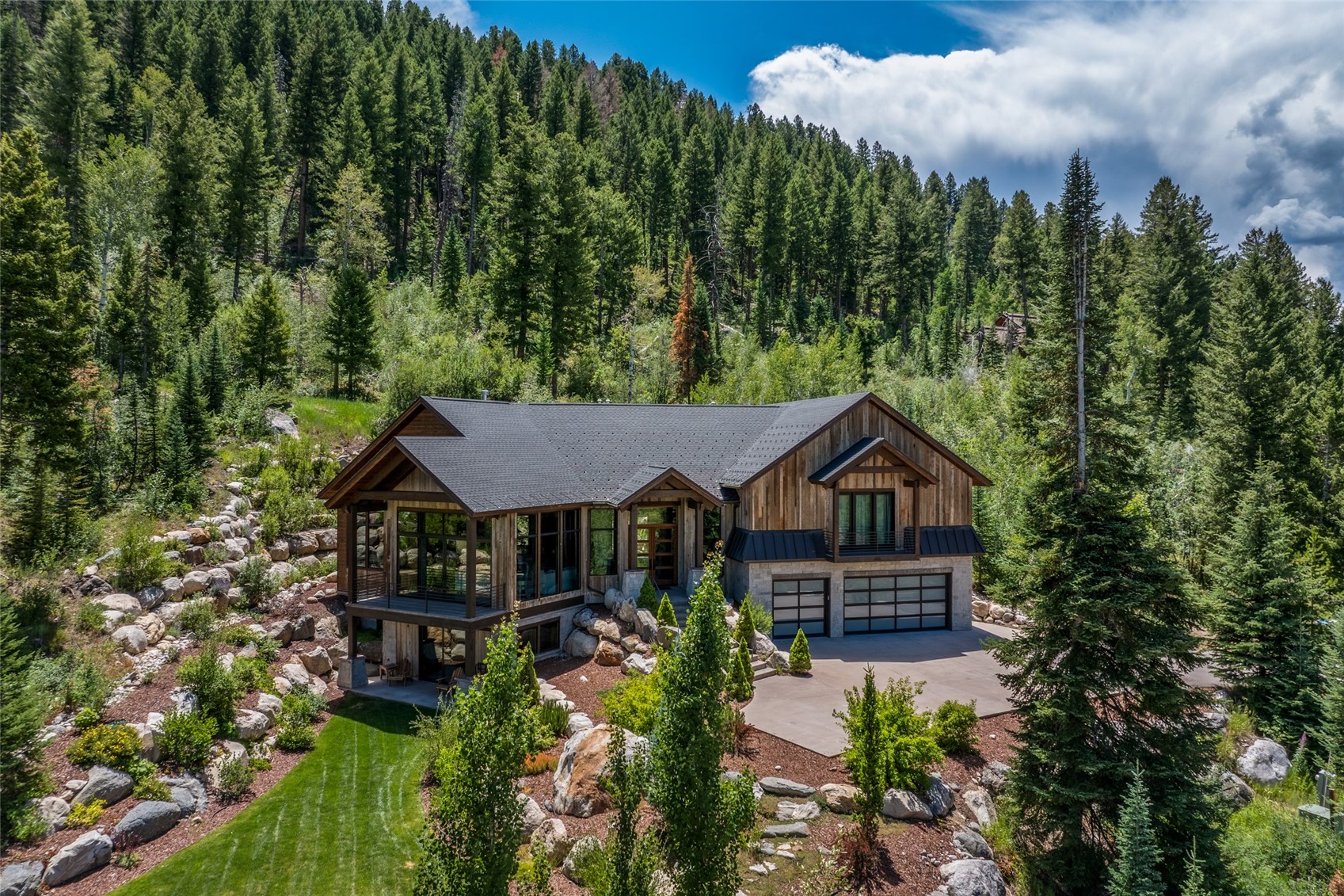 1016 Steamboat Boulevard Property Photo 1
