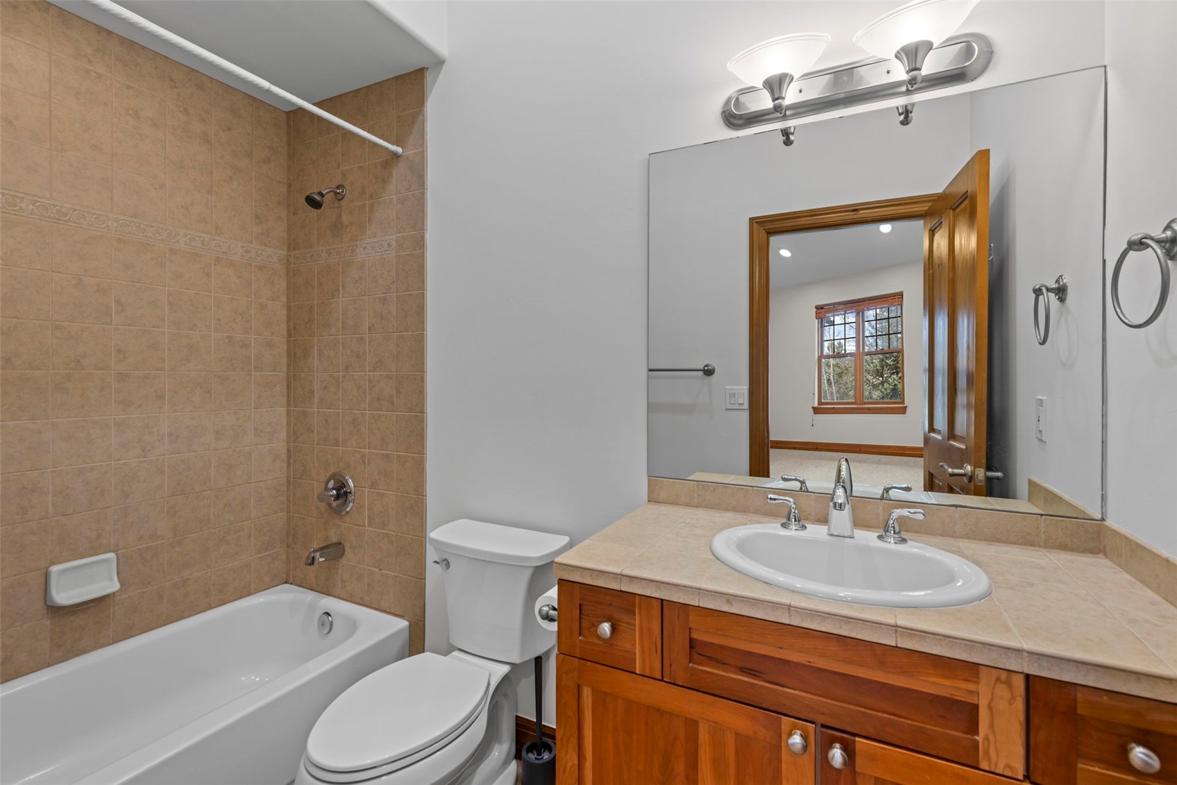 85 Chestnut Lane 85 Property Photo 16