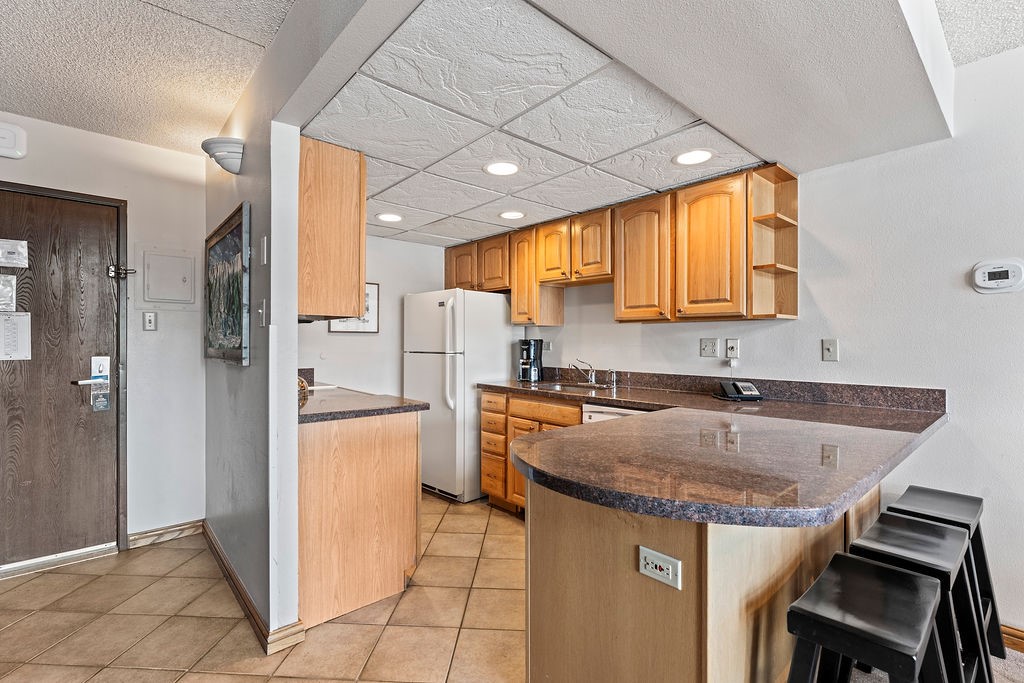 611 Village Road 4170 Property Photo 12