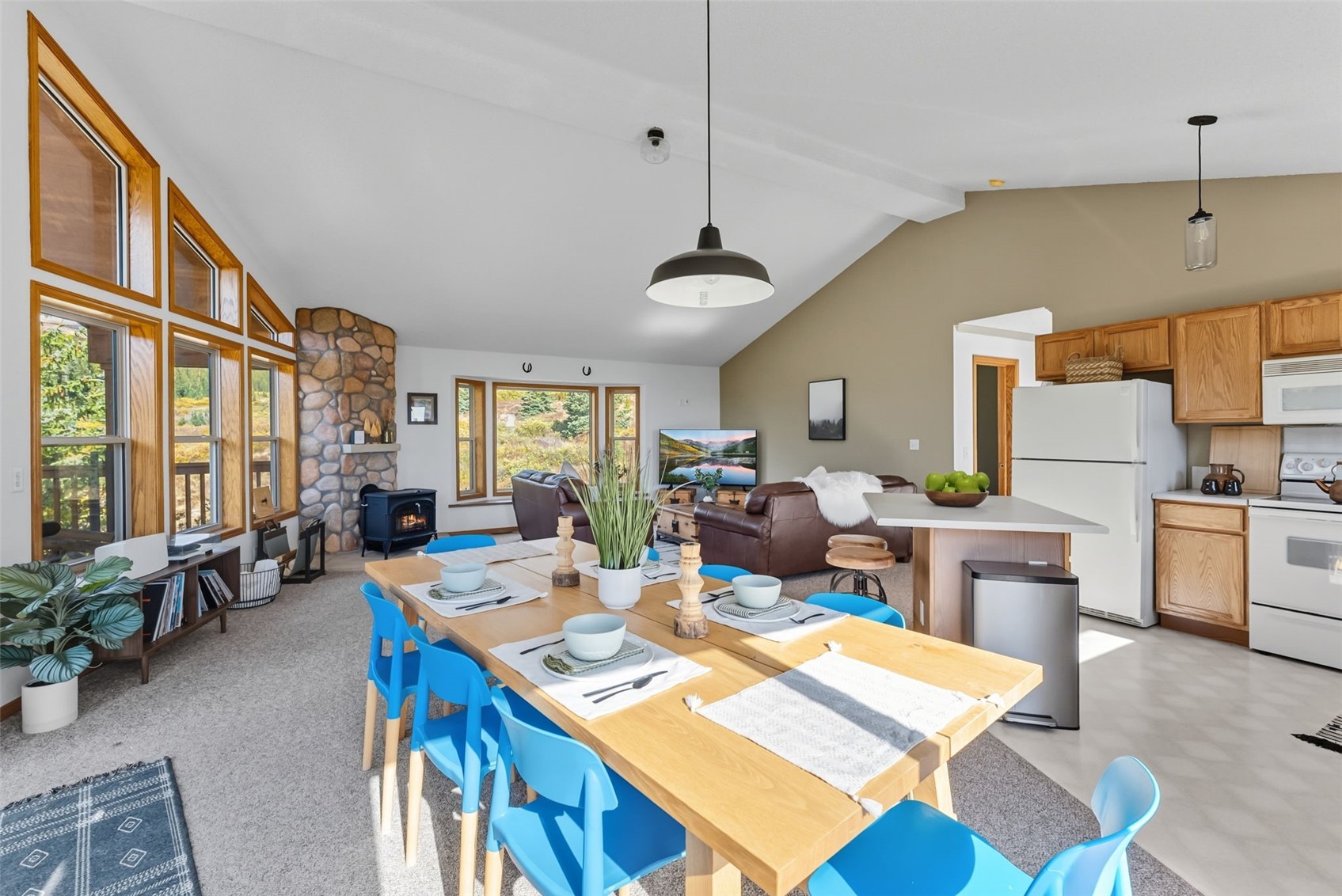 162 S Silk Sisters Place Property Photo 7