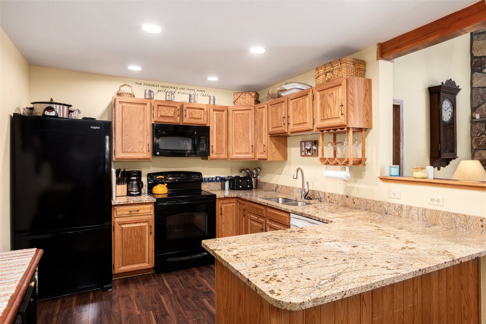 89410 Ryan Gulch Road 408 Property Photo 4