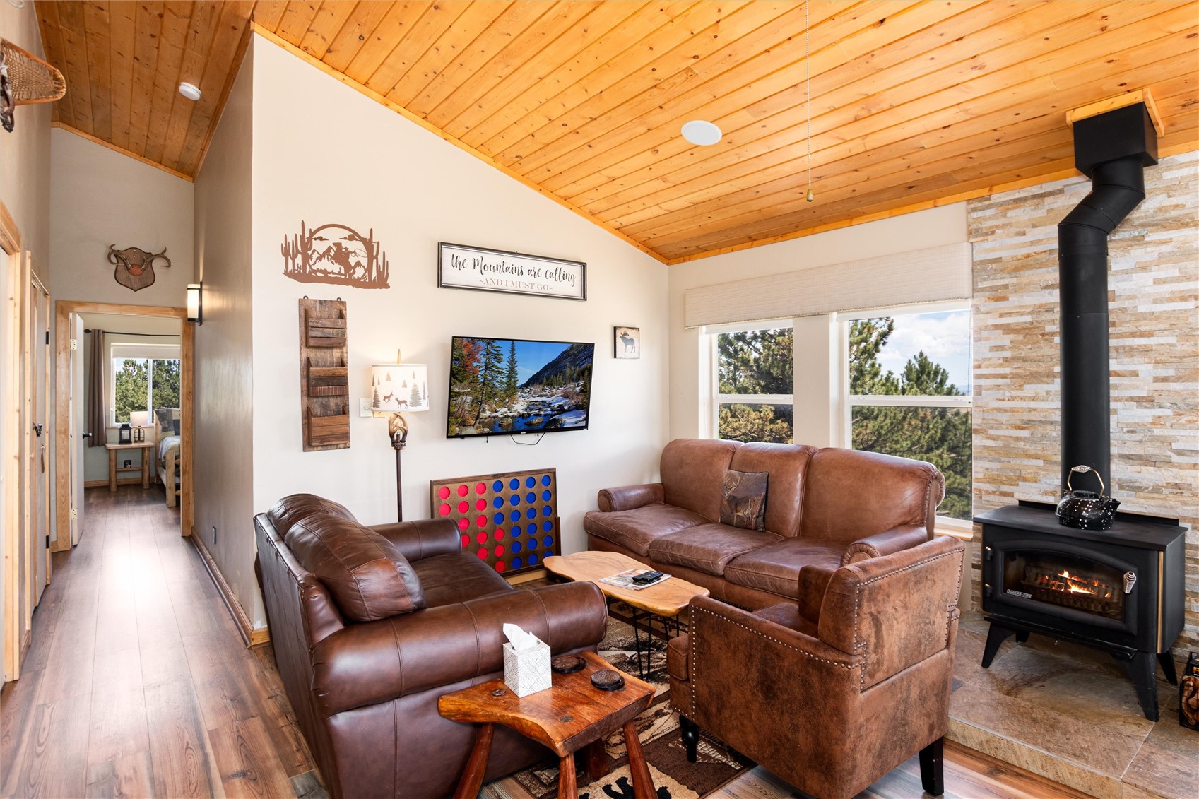 1301 Sheep Ridge Road Property Photo 2