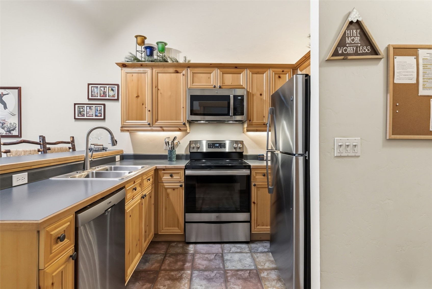 22784 Us Highway 6 2667 Property Photo 16