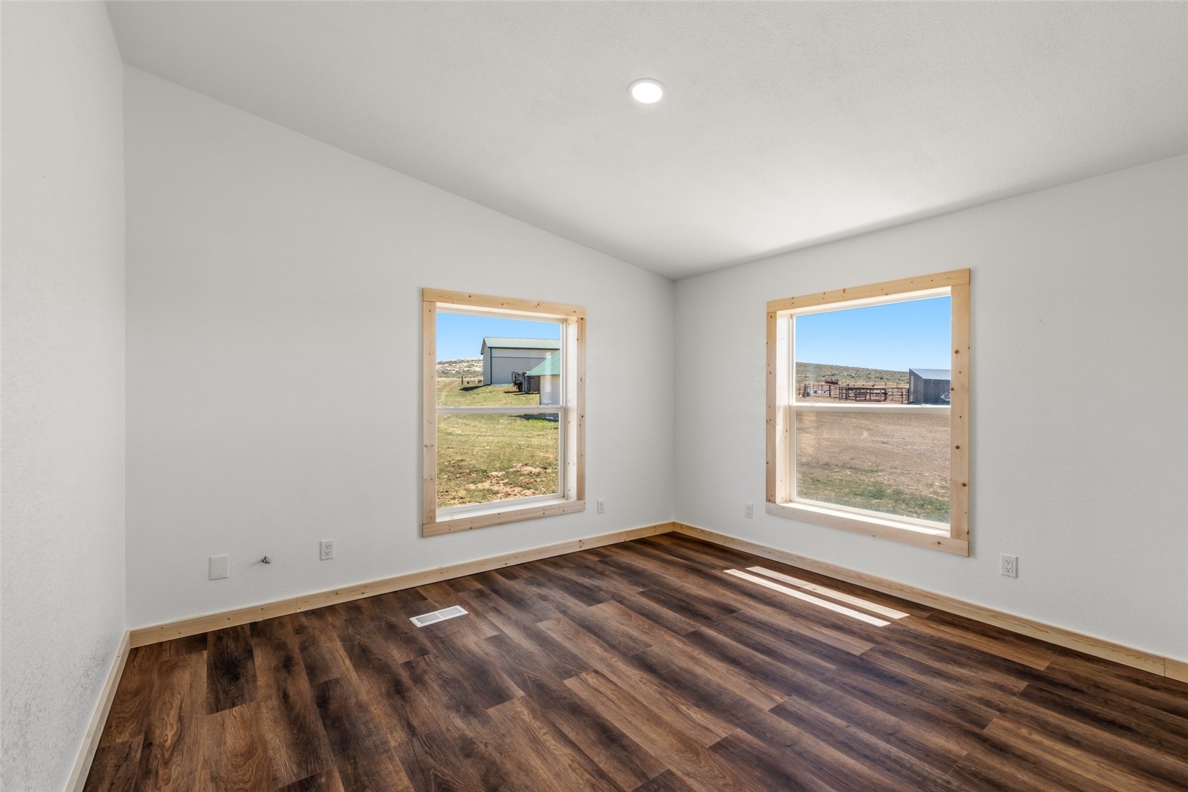 6055 Homesteader Lane Property Photo 18