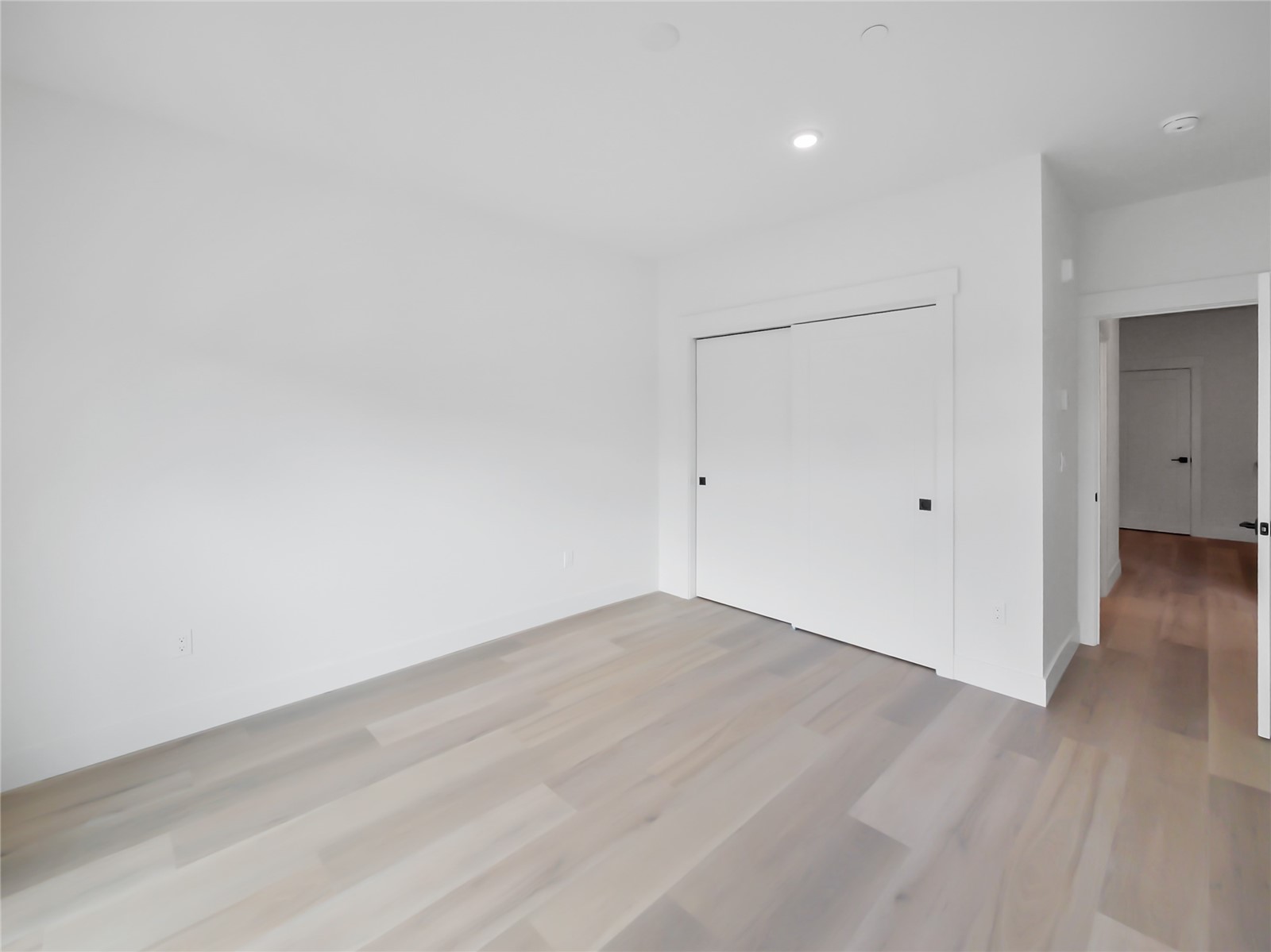 740 Blue River Parkway E11 Property Photo 14