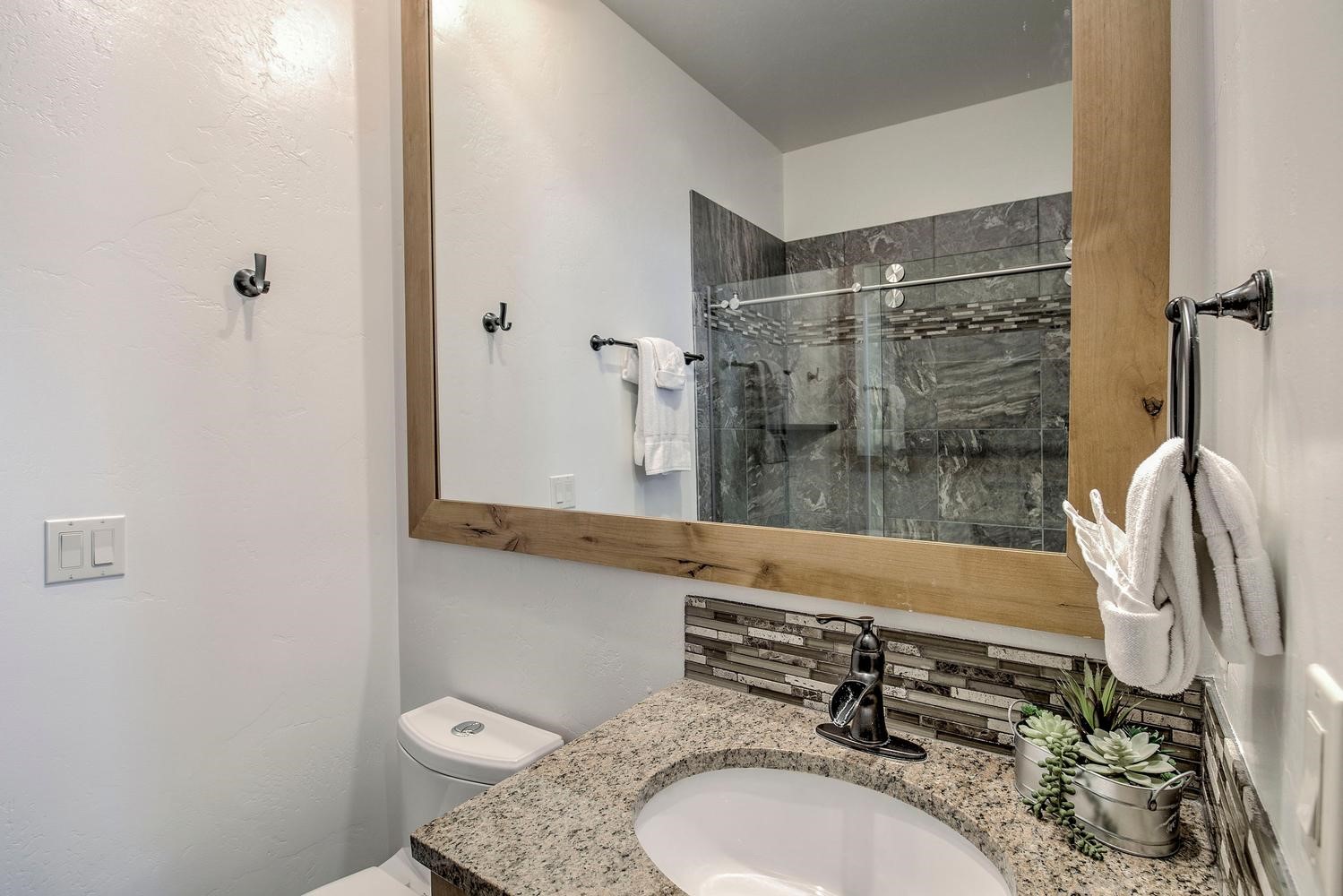 401 Granite Street 15 Property Photo 38