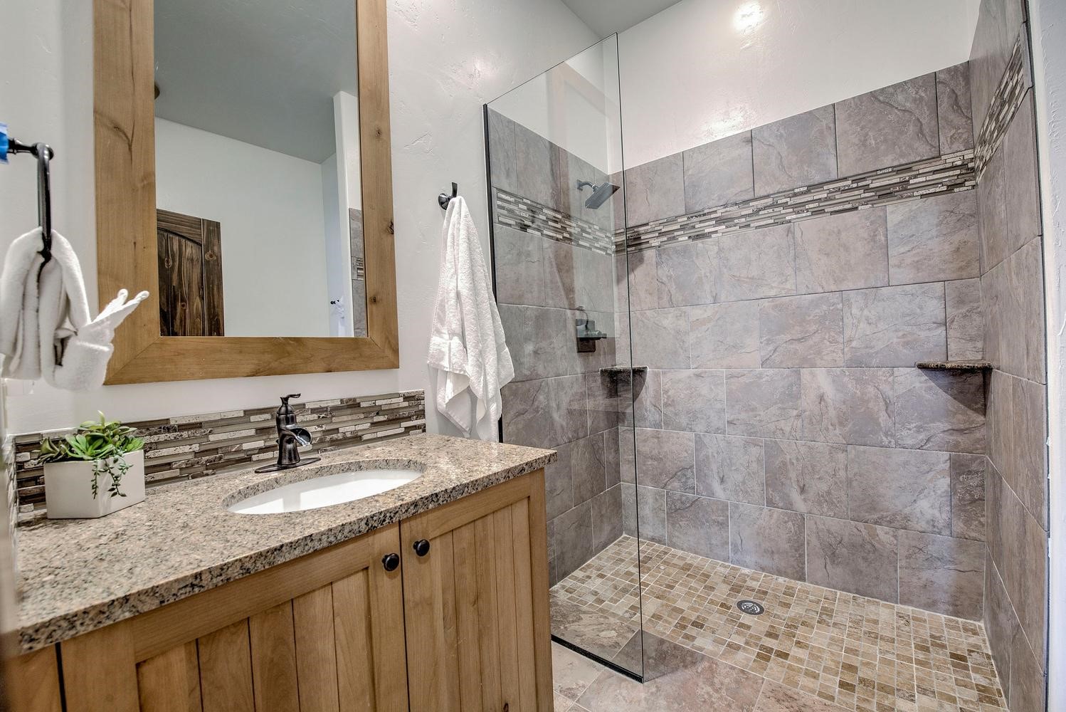 401 Granite Street 15 Property Photo 41
