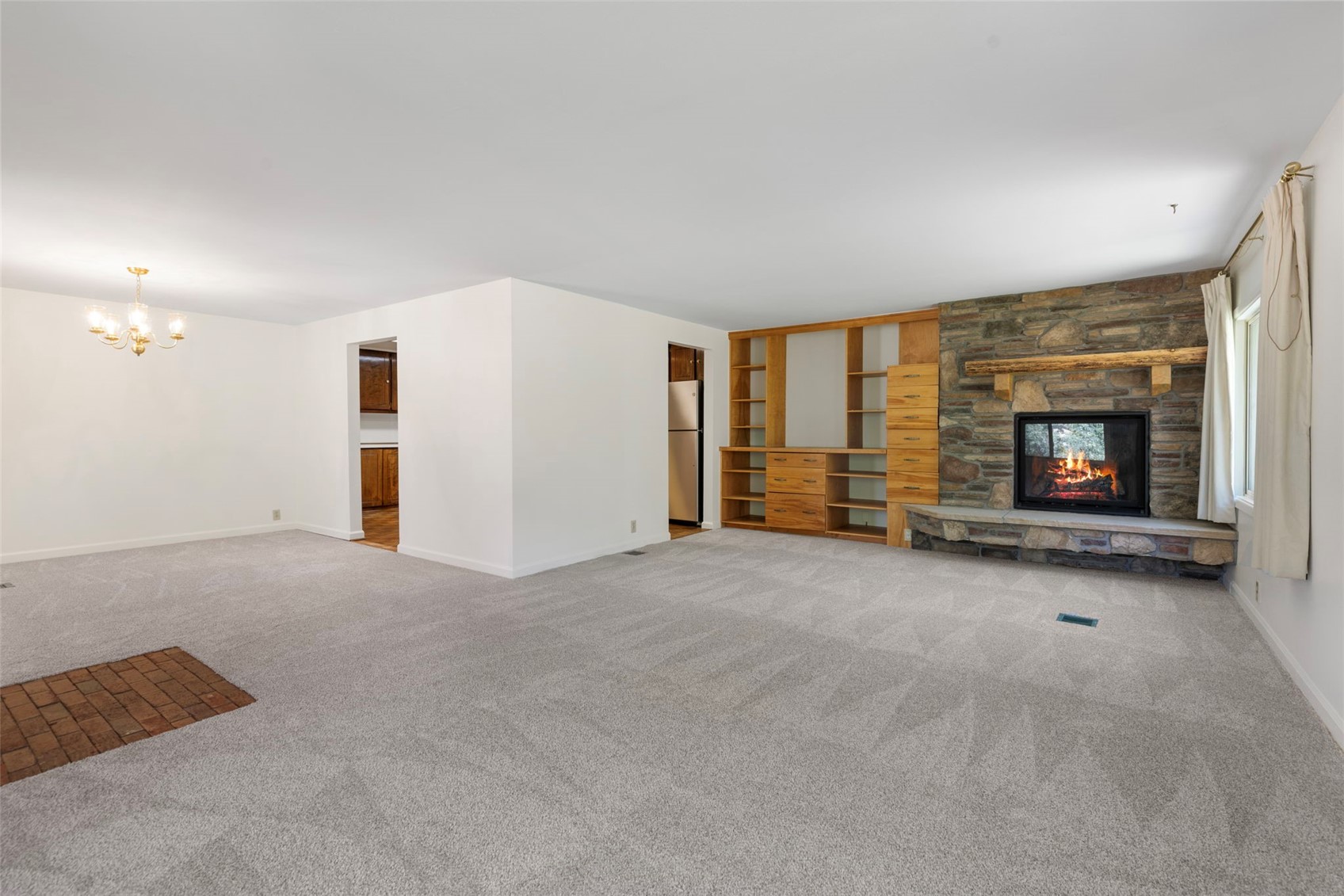 106 Cottonwood Drive Property Photo 1