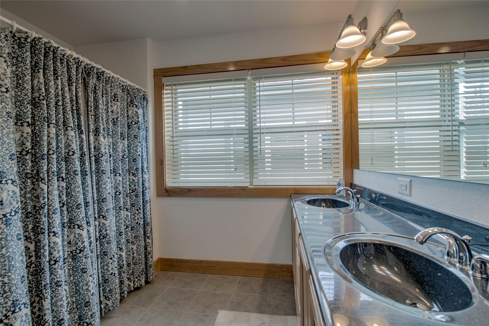 135 Main Street 218 Property Photo 35