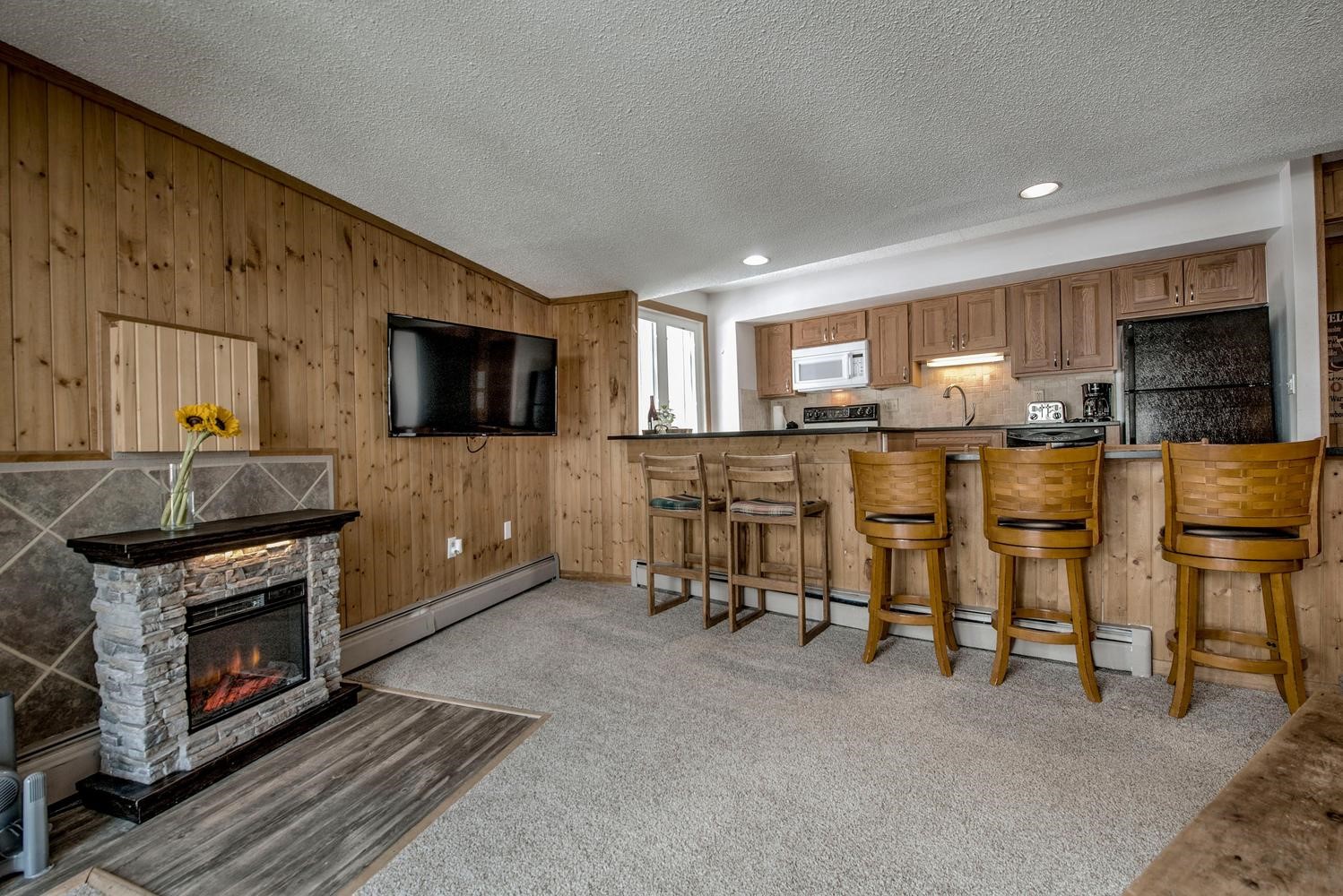 1075 Ski Hill Road 46 Property Photo 8
