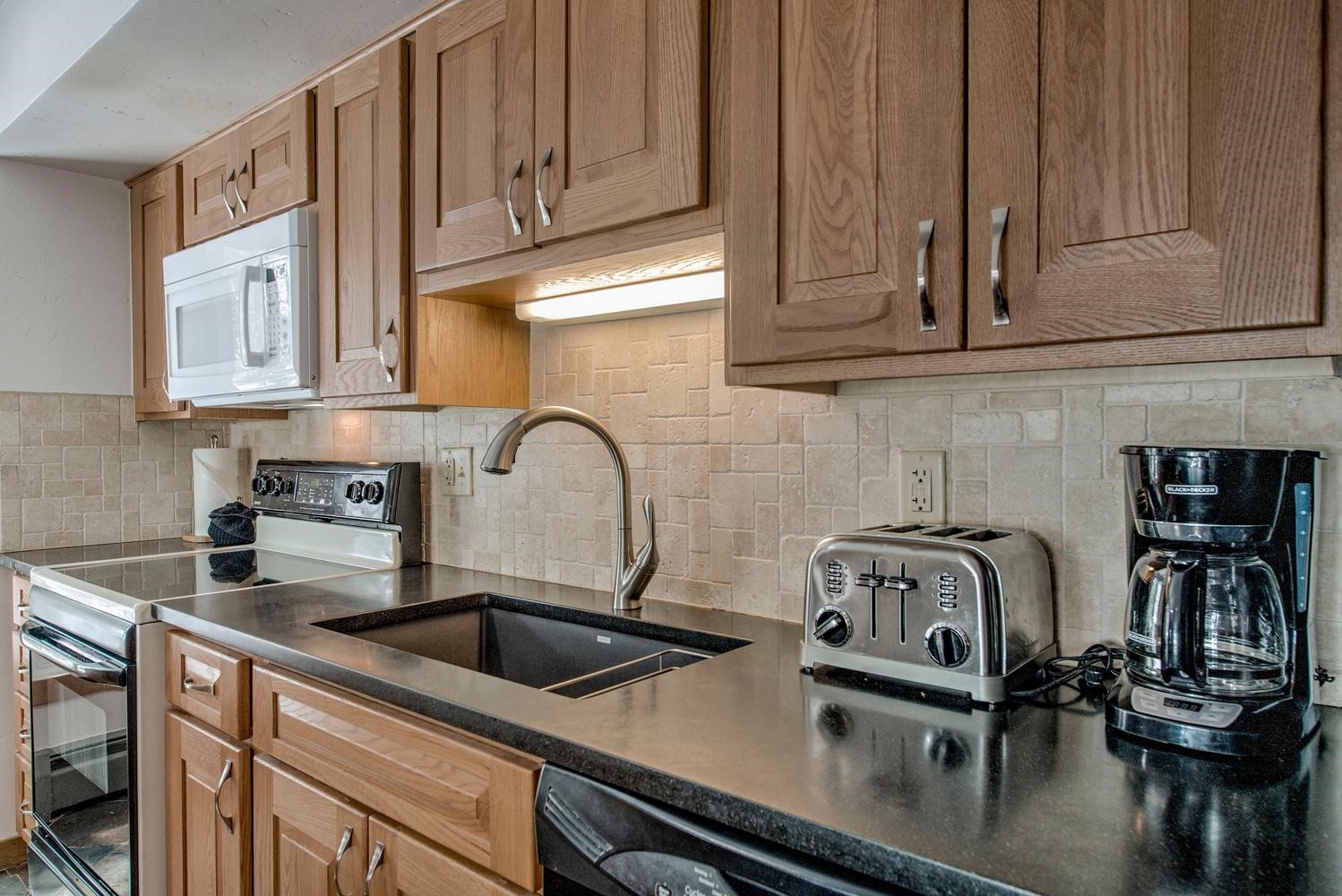 1075 Ski Hill Road 46 Property Photo 13