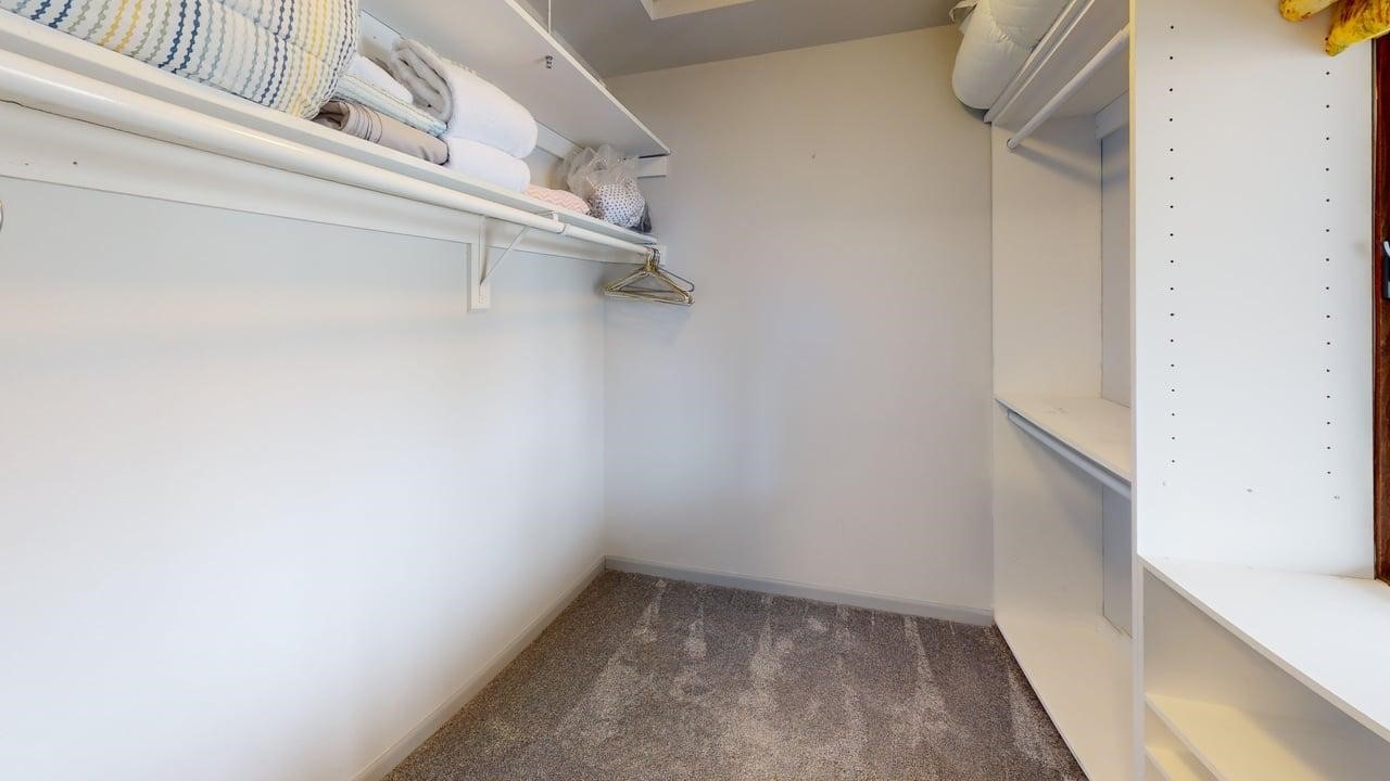 250 Cove Boulevard 3 Property Photo 18