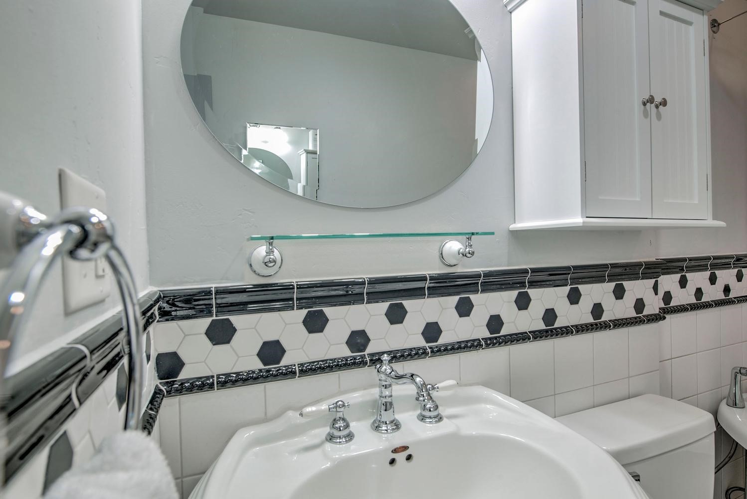 250 Cove Boulevard 3 Property Photo 22