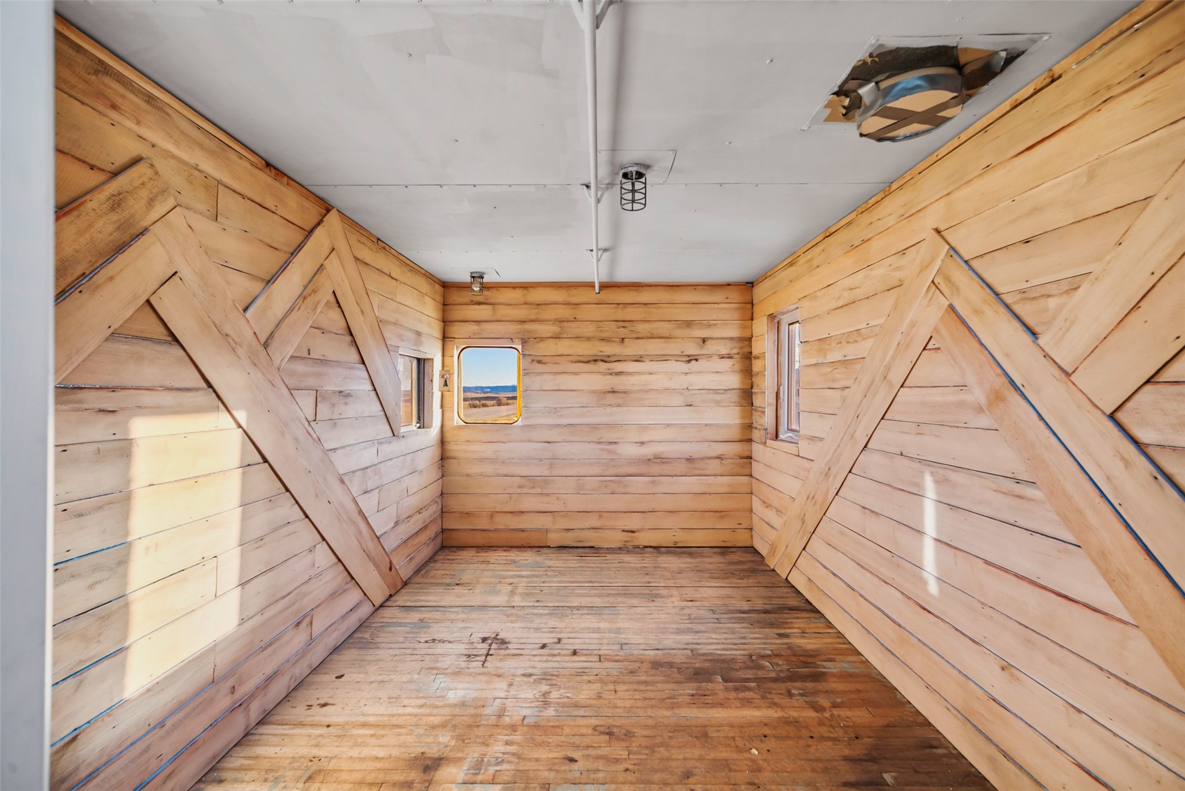 38539 Us Highway 285 Property Photo 38
