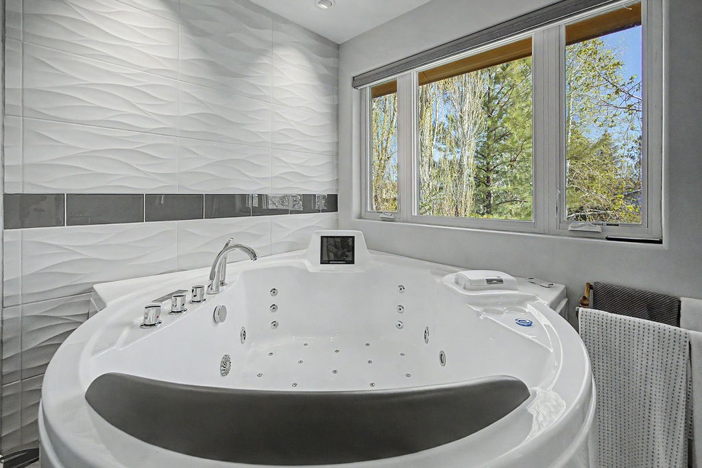 431 Clover Circle Property Photo 22