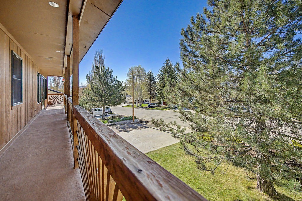 431 Clover Circle Property Photo 44
