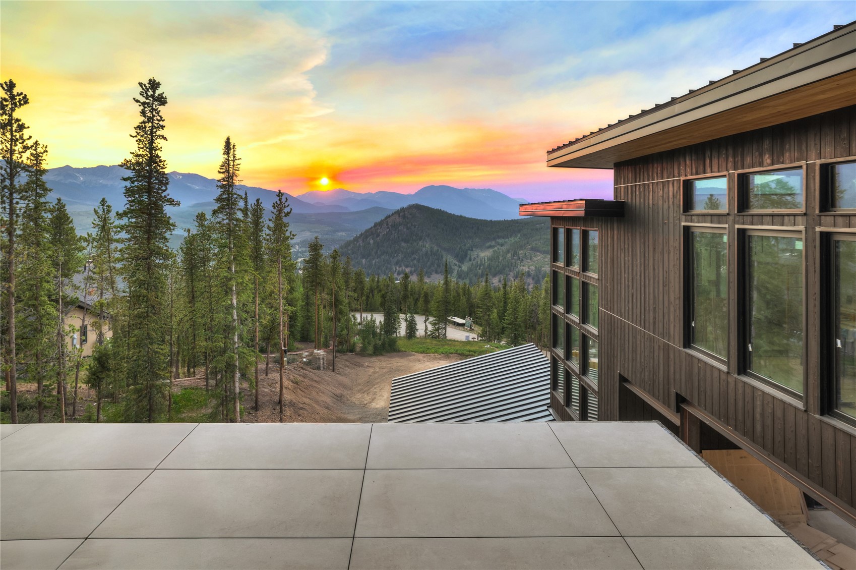 188 Point View Place Property Photo 3