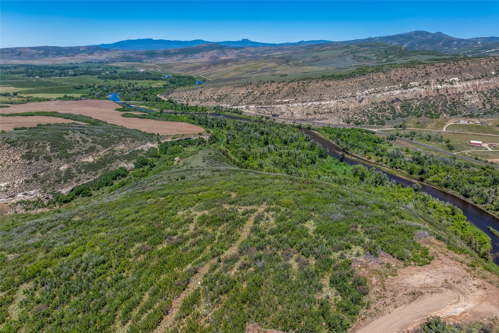 38100 Painted Rock Way Property Photo 4