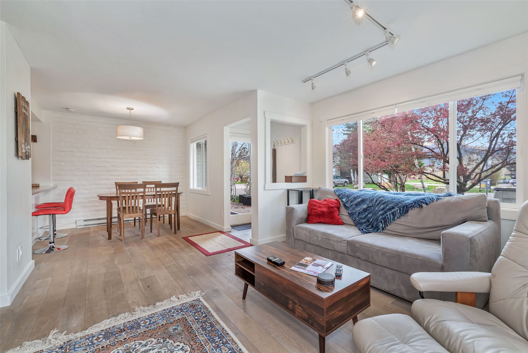 1 Cedar Court 1 Property Photo 3