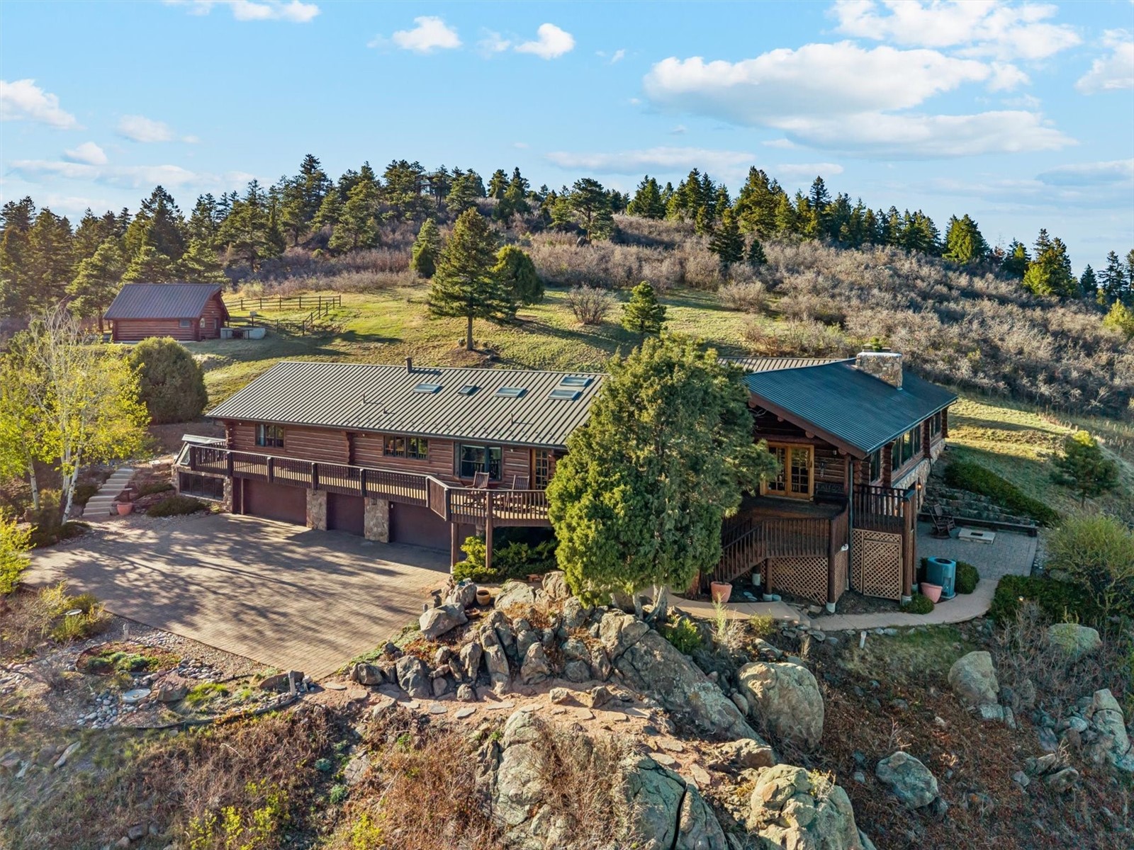 51 W Ranch Trail Property Photo 1