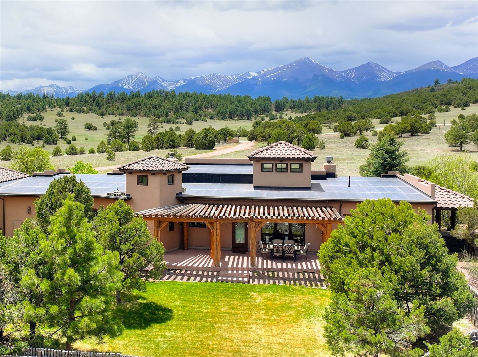 1328 Round Up Road Property Photo 6