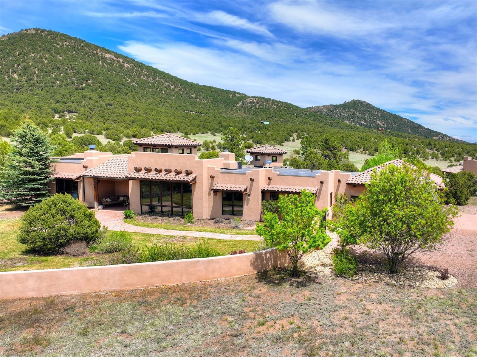 1328 Round Up Road Property Photo 8