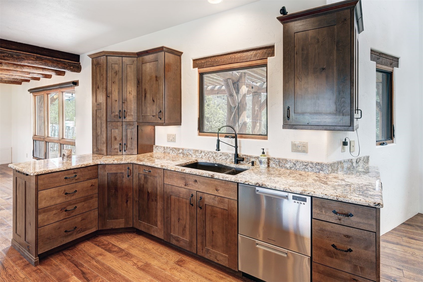 1328 Round Up Road Property Photo 16