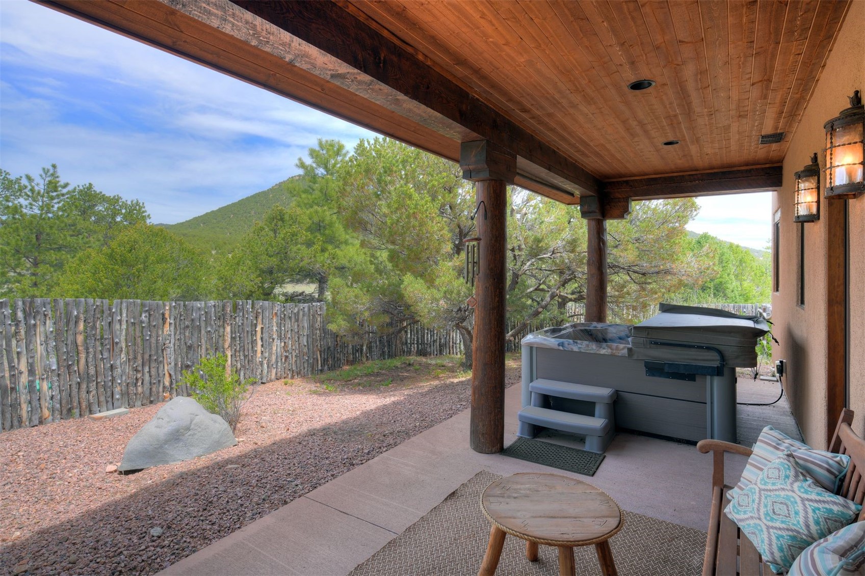 1328 Round Up Road Property Photo 22