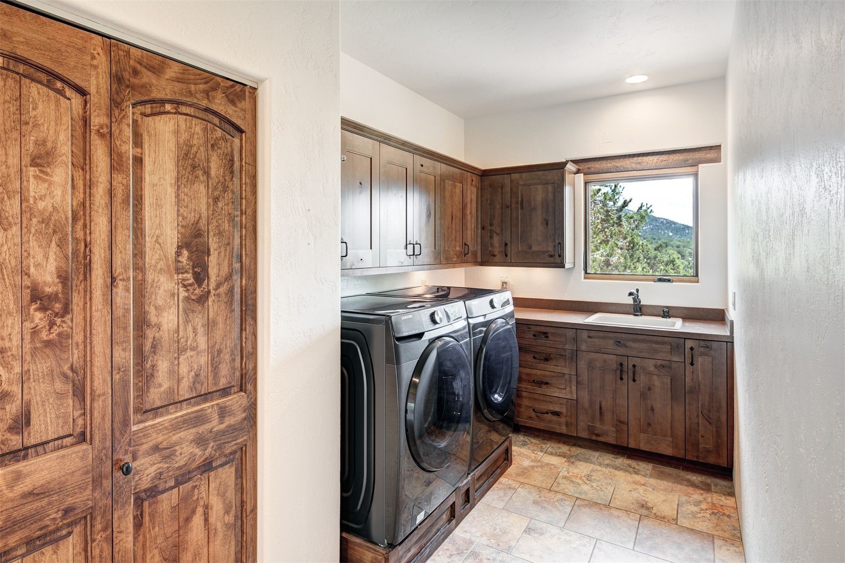 1328 Round Up Road Property Photo 25