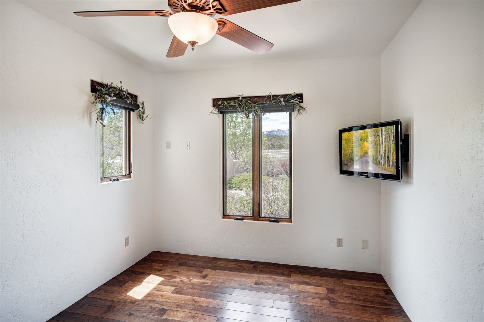 1328 Round Up Road Property Photo 26